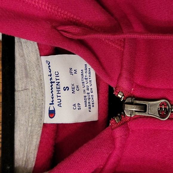 Champion hoodie - Picture 3 of 4